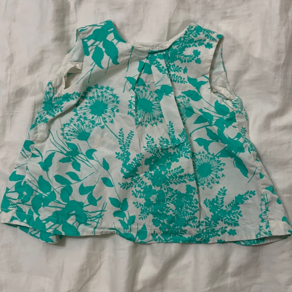 Baby Gap green and white top with floral pattern